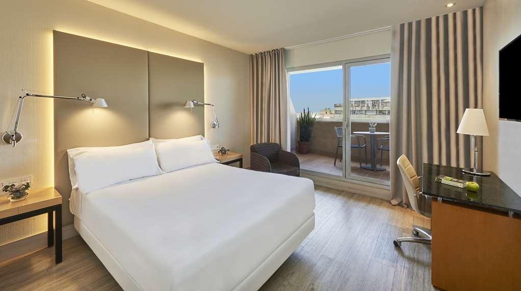 Nh Ciutat De Reus Hotel Room photo